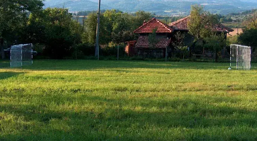 Горна-Оряховица: Sisters Trifonovi Guest House