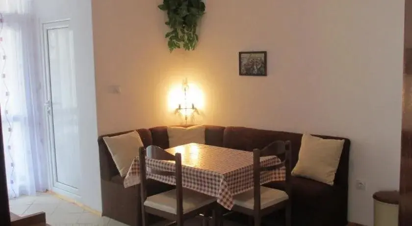 Созополь: Guest House Gabi