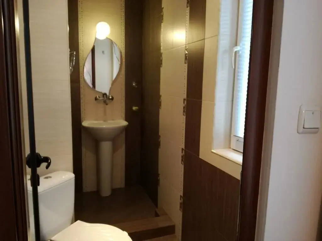 Троян: Blyan Family Hotel