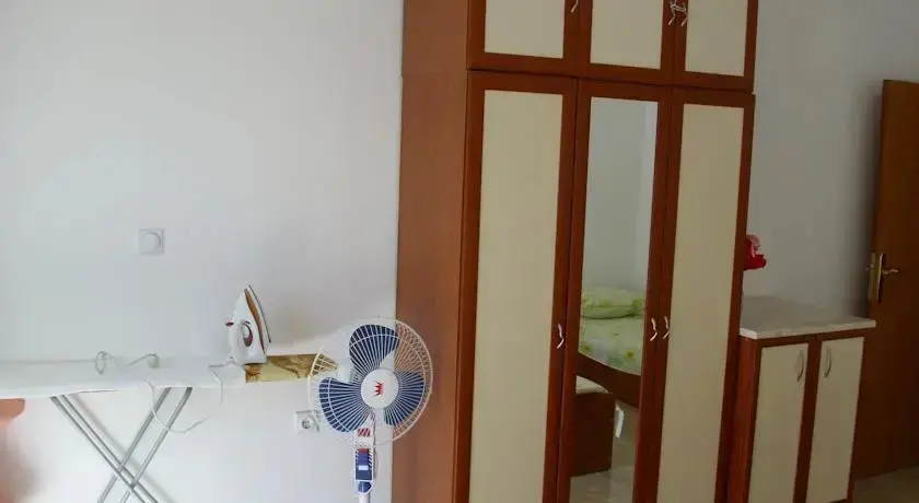 Поморие: Bulgaria Apartment