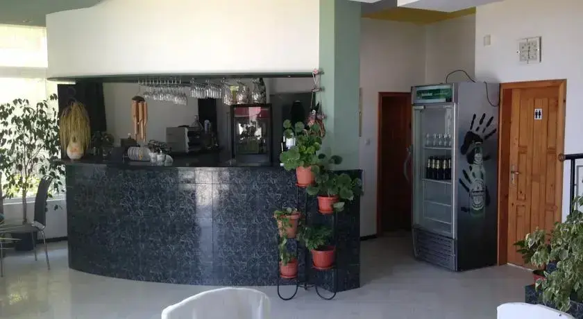 Бяла: Kentavar Family Hotel