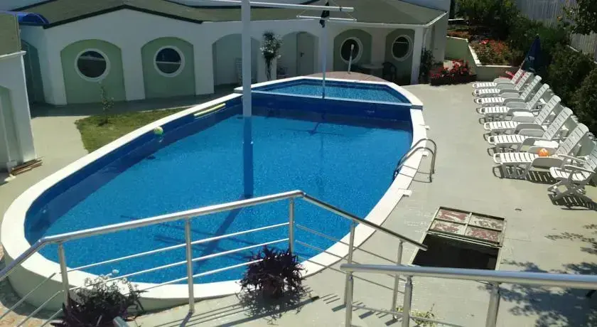 Бяла: Kentavar Family Hotel