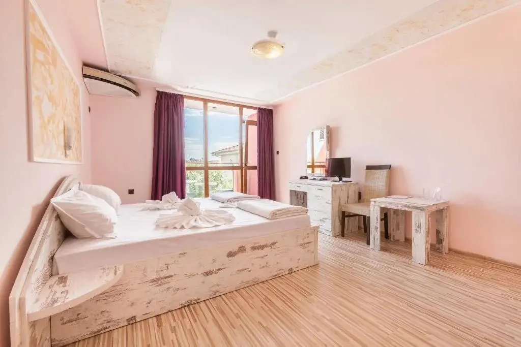 Созополь: Akladi Family Hotel