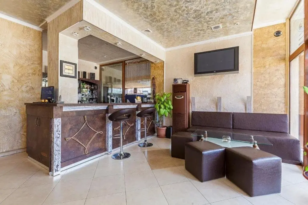 Созополь: Akladi Family Hotel