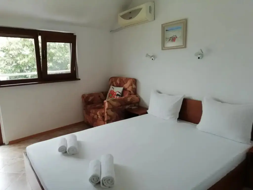 Созополь: Guest House Kera