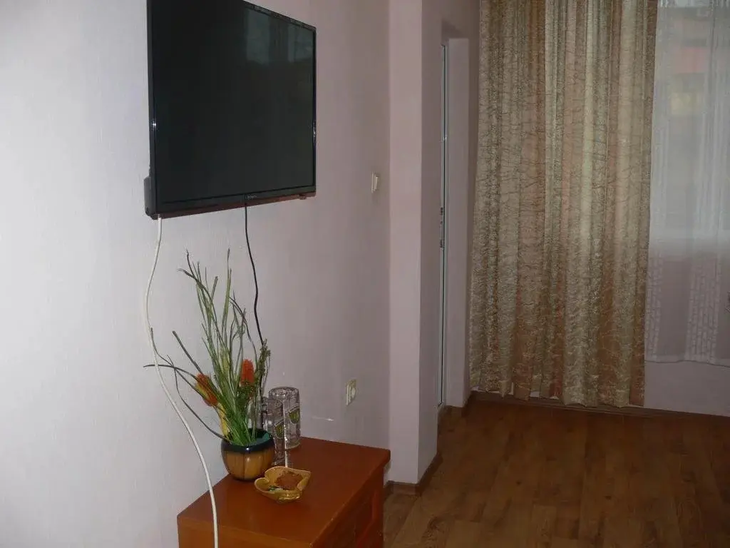 Черноморец: Stedi Guest House