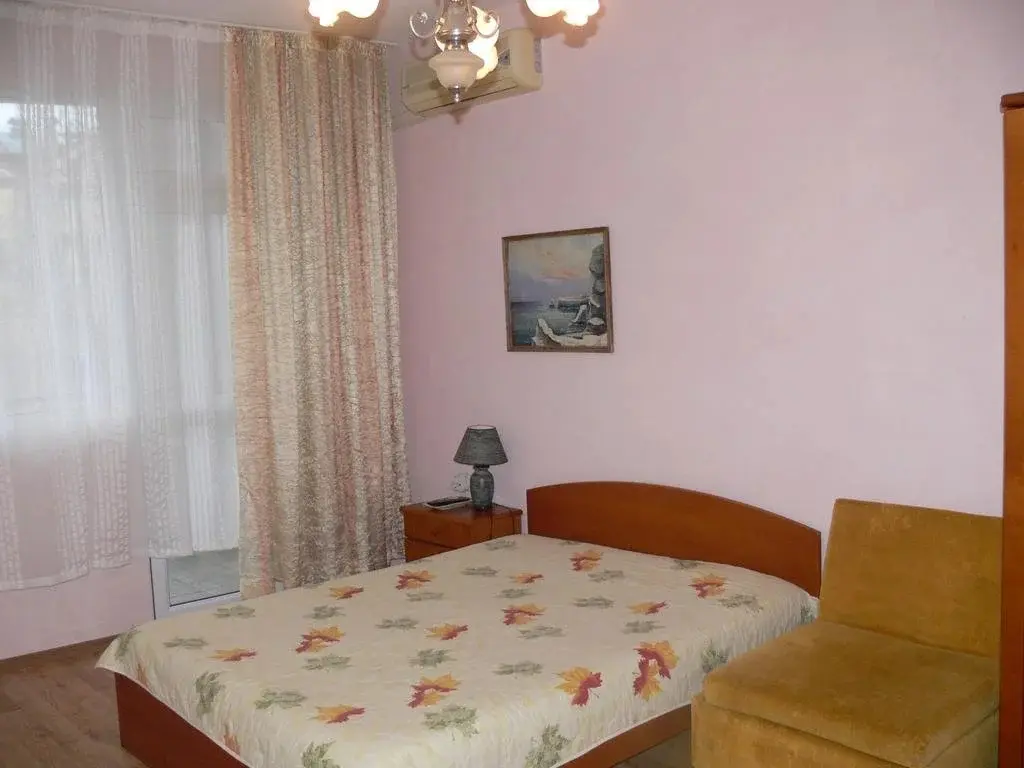 Черноморец: Stedi Guest House