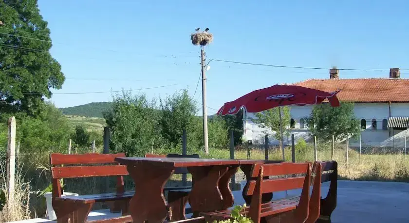 Черноморец: Atia Guest House
