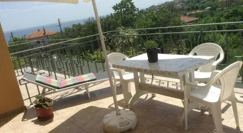 Бяла: Omiros Family Hotel