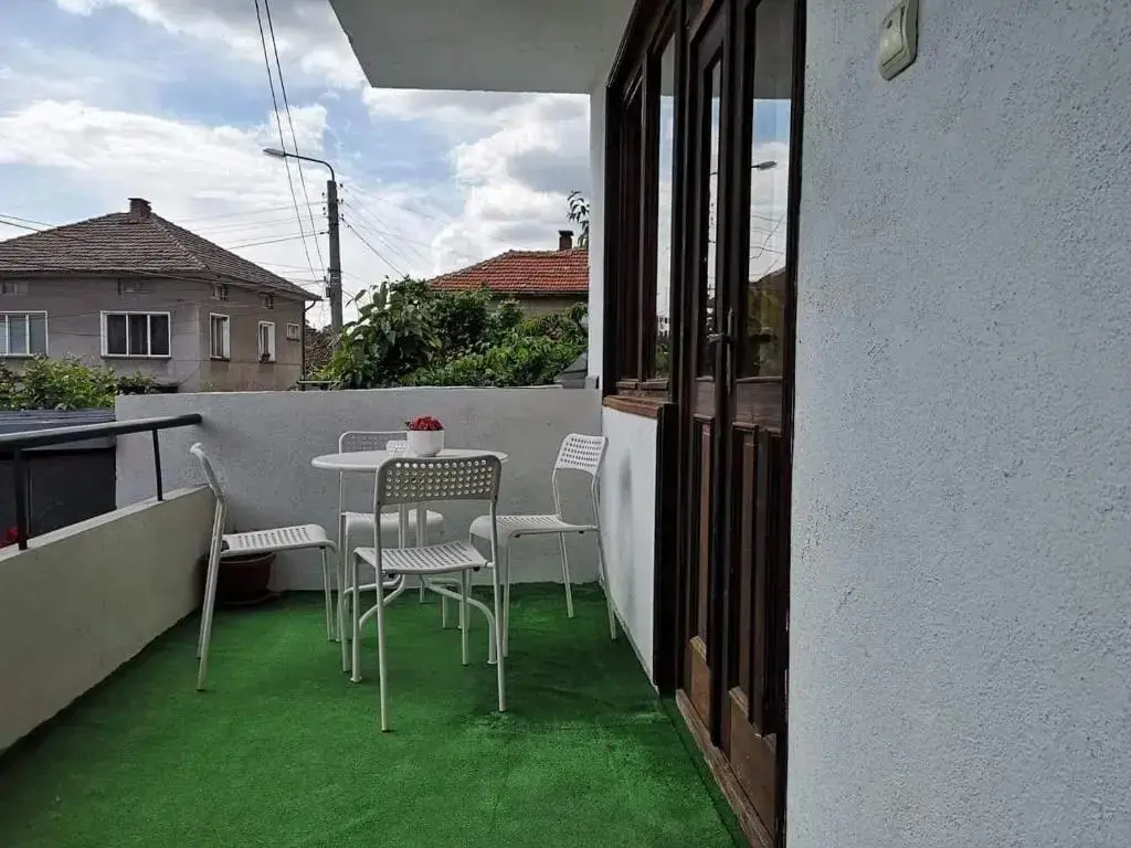Калофер: Ganovi Guest House