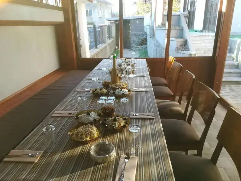 Калофер: Ganovi Guest House