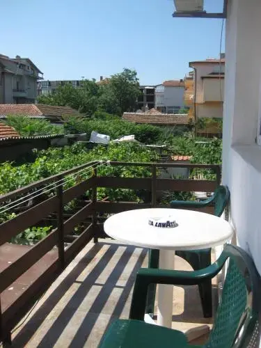 Лозенец: Rosi Guest House