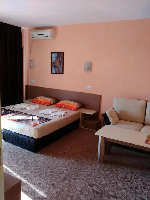 Приморско: Fits Guest House