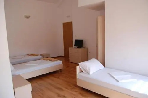 Карлово: White Guest House