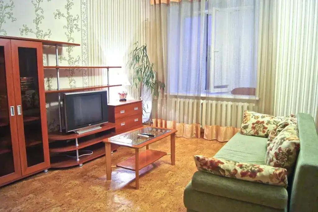 Вологда: Apartments Hochu Priehat Na Gagarina