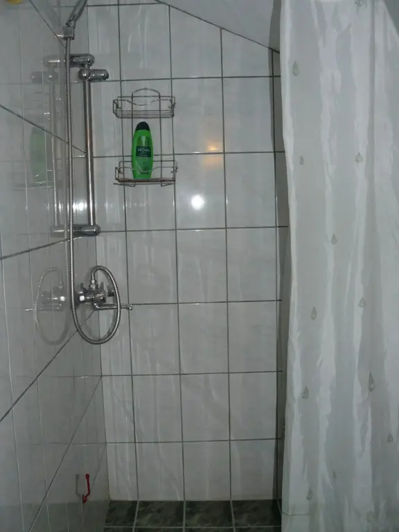 Извос: Geto Apartment