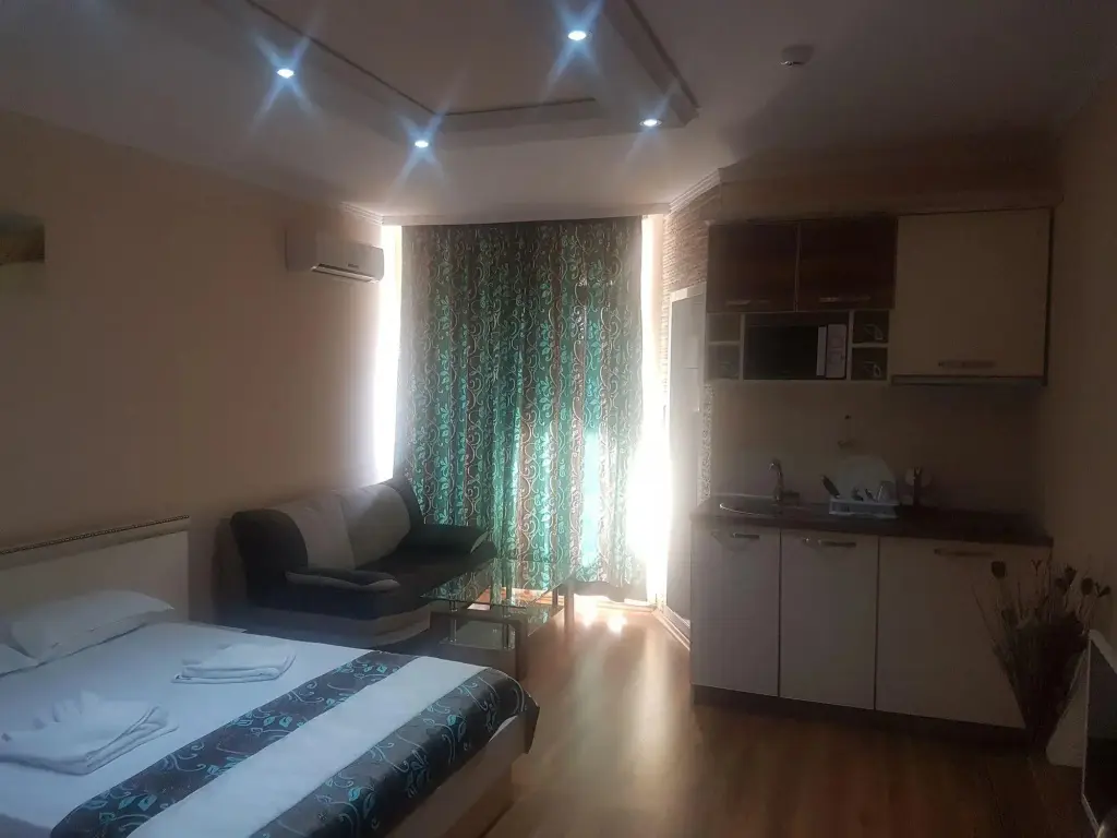 Солнечный берег: Hotel Bahami Residence