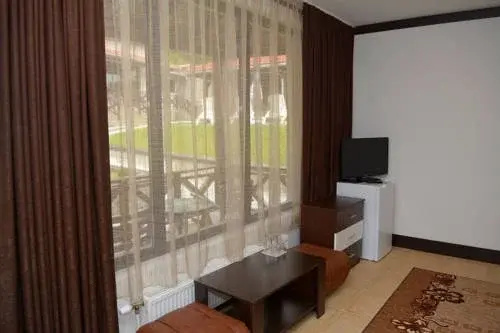 Баня: Izgreva Hotel Complex