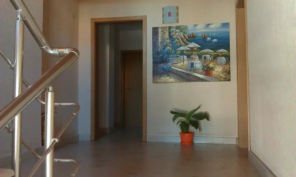 Приморско: Family Hotel Primo