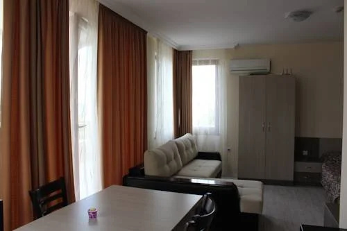 Созополь: Brilliant Aparthotel