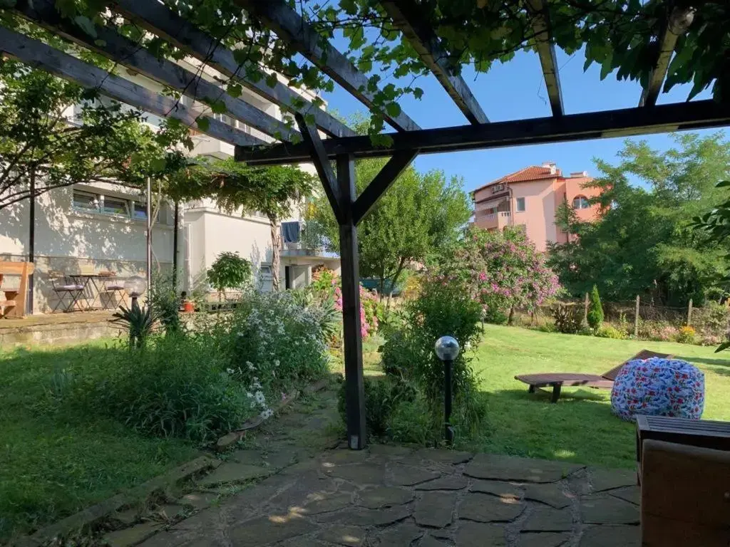 Синеморец: Villa California