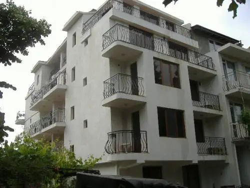 Созополь: Guest House Raikovi