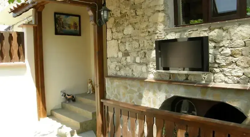 Несебр: Emona Guest House