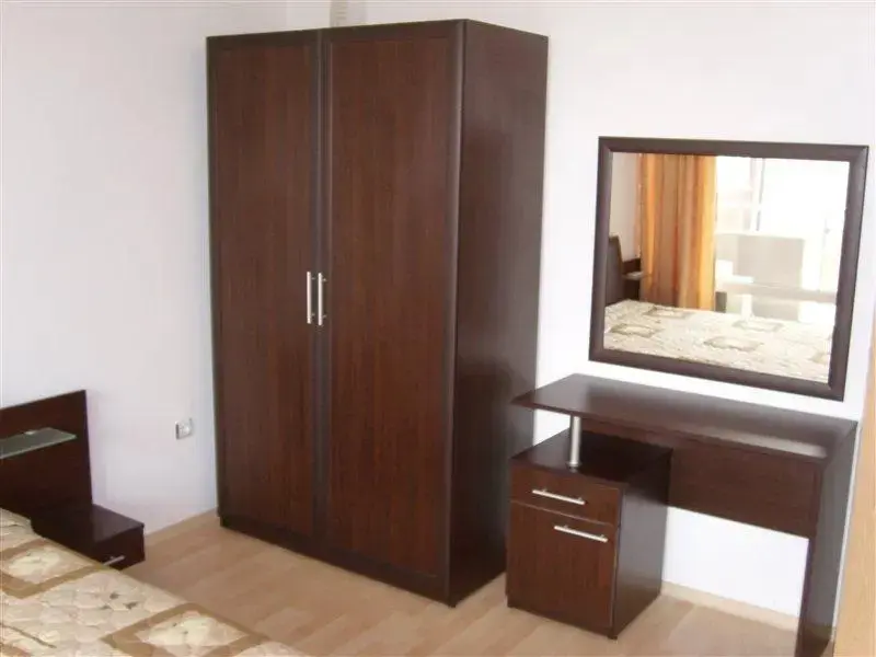Солнечный берег: Gal Apartments Stella Polaris 1 & 2