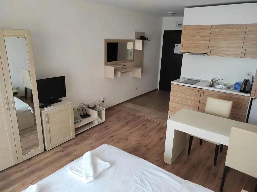 Солнечный берег: Menada Amara Apartments