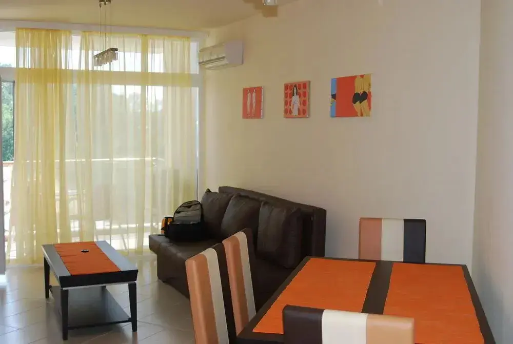 Созополь: Menada Sozopol Apartments