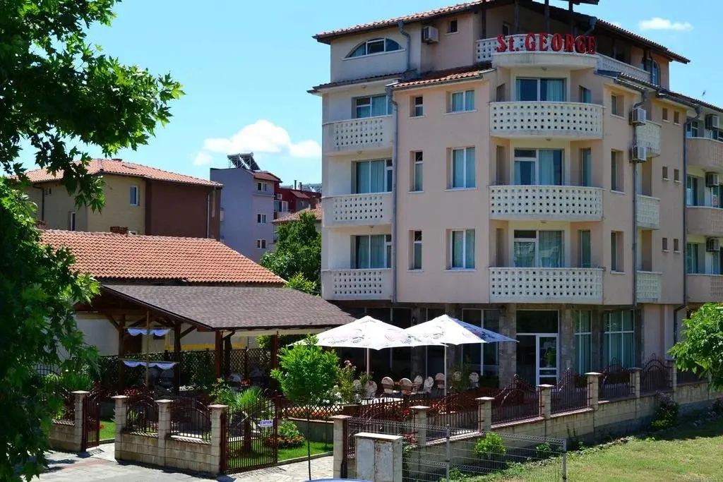 Лозенец: Saint George Family Hotel