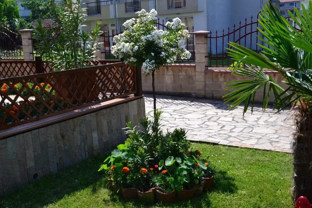 Лозенец: Saint George Family Hotel