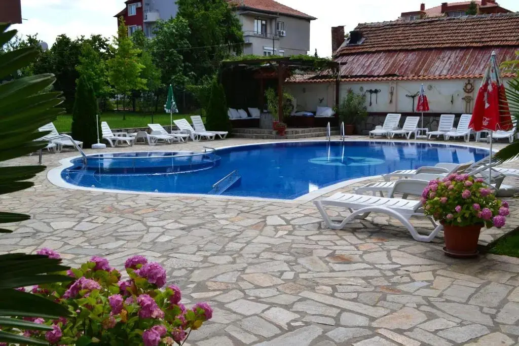 Лозенец: Saint George Family Hotel