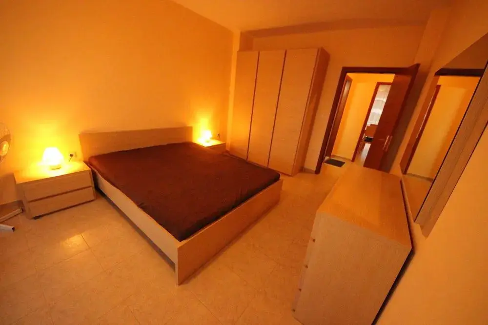 Солнечный берег: Menada Karolina Apartments