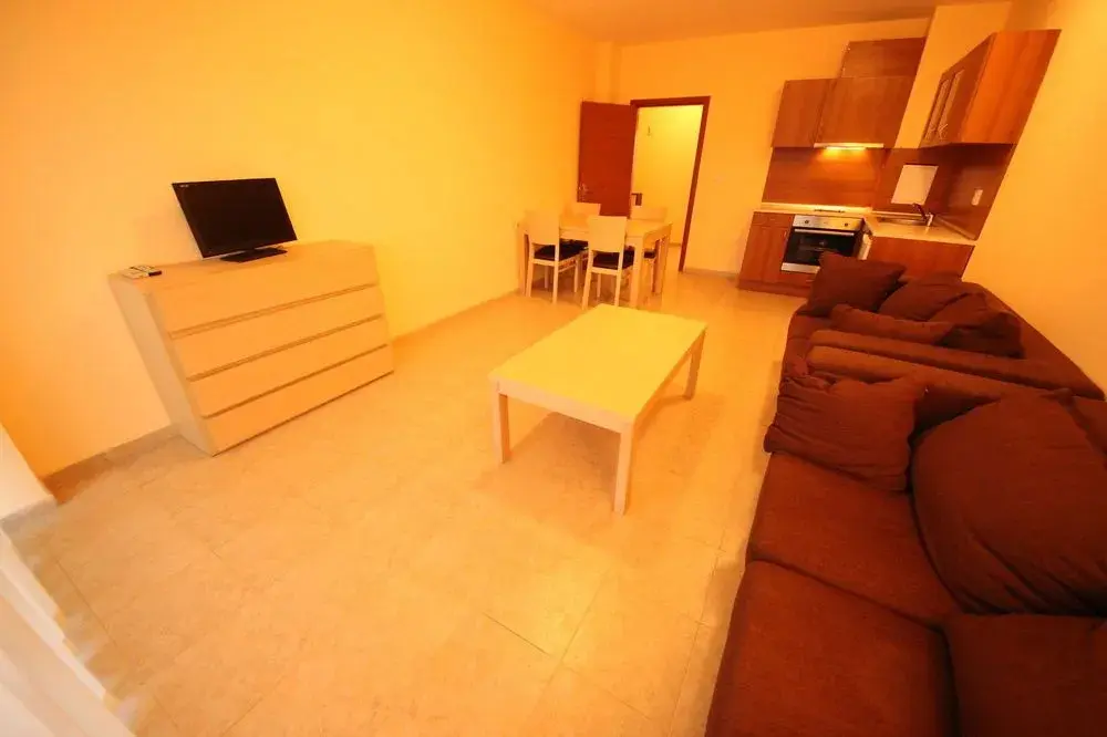 Солнечный берег: Menada Karolina Apartments