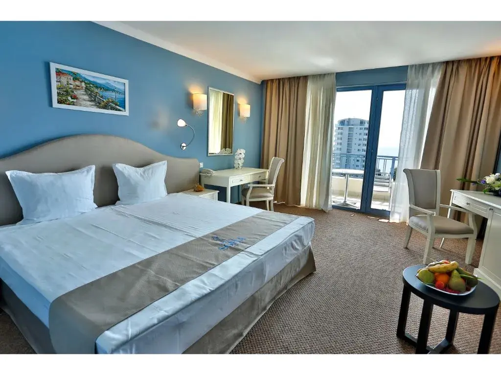 Варна: Hotel Sofia - All Inclusive