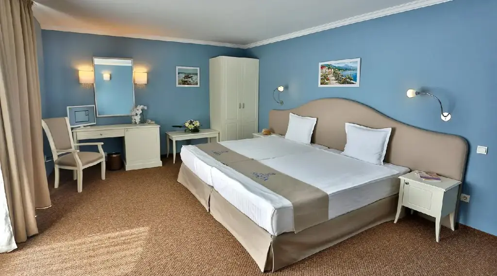 Варна: Hotel Sofia - All Inclusive