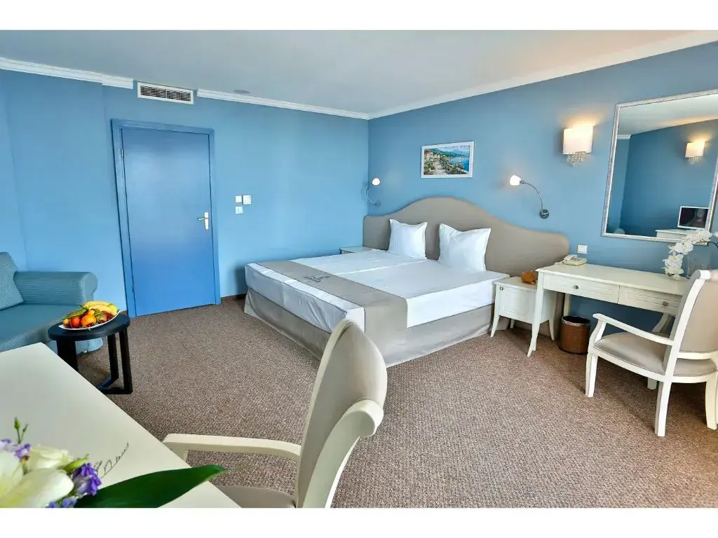 Варна: Hotel Sofia - All Inclusive
