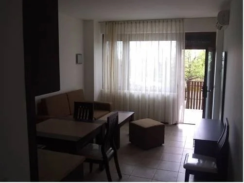 Созополь: TRS Apartments