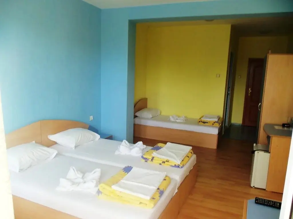 Приморско: Family Hotel Arkadia