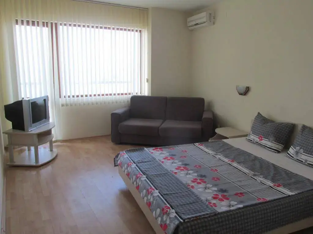 Созополь: Guesthouse Nick