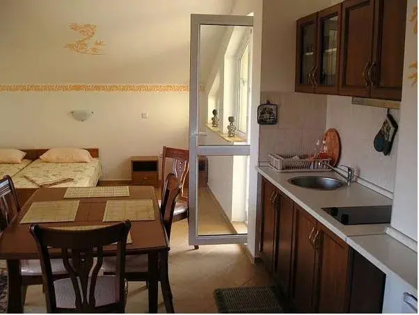 Созополь: Villa Izgrev