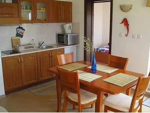 Созополь: Villa Izgrev