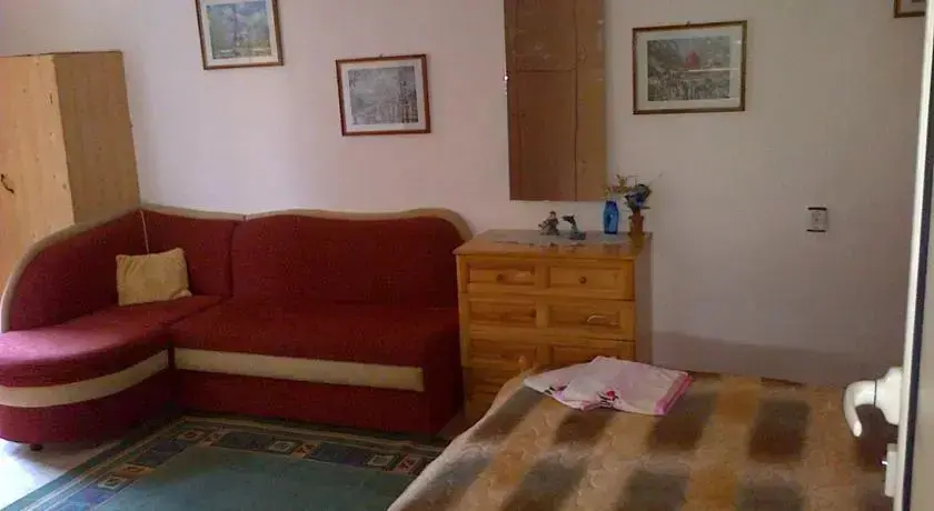 Балчик: Guest House Mezhdu Dva Svyata-Stamovi