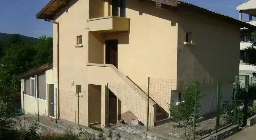 Лозенец: Dimitrovi Guest House