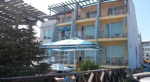Family Hotel Littoral — фото 1