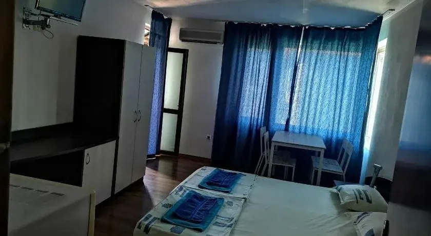 Приморско: Paunovi Guest House