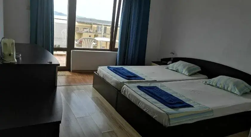 Приморско: Paunovi Guest House
