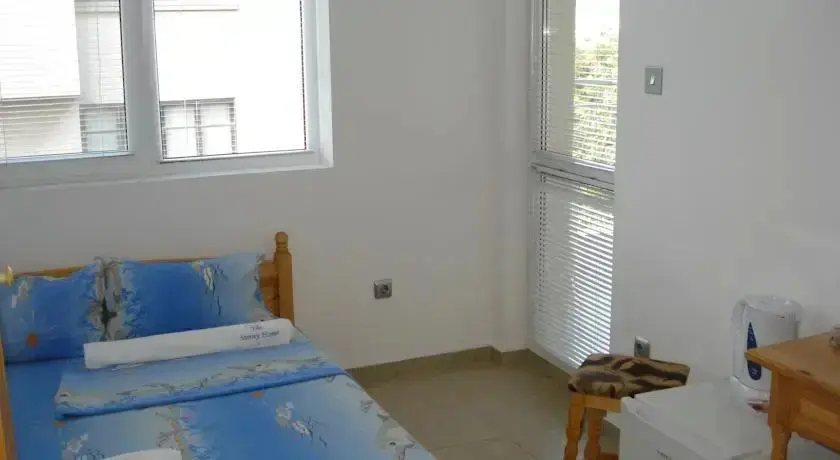 Черноморец: The Sunny Home Guesthouse