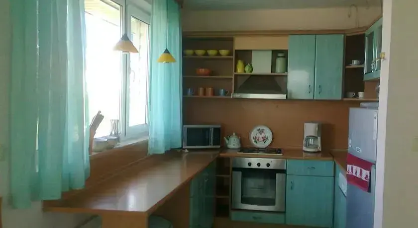 Синеморец: Villa Elo & Achik